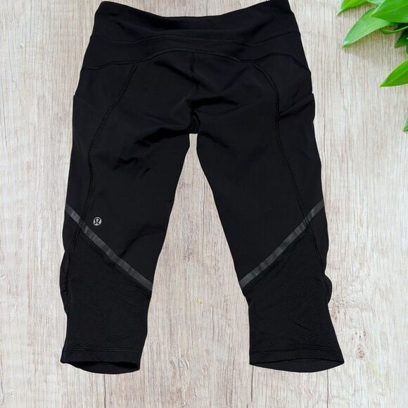 Lululemon Womens Run for Fun Crop Size 6 Black W6A35S Yoga Activewear Athleisure - Picture 1 of 6